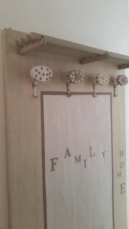 Apartment Iseo Lake Sale Marasino Quarto foto